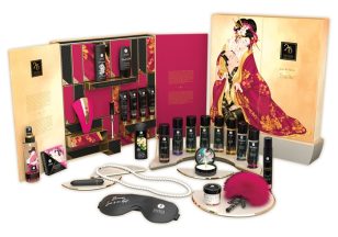 Immerse yourself in the world of refined pleasure with the SHUNGA 2025 Desires Calendar, a limited edition specially designed to mark the brand's 25th anniversary.