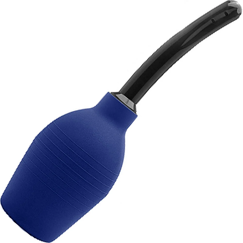 An oversized bulb for optimal cleaning.