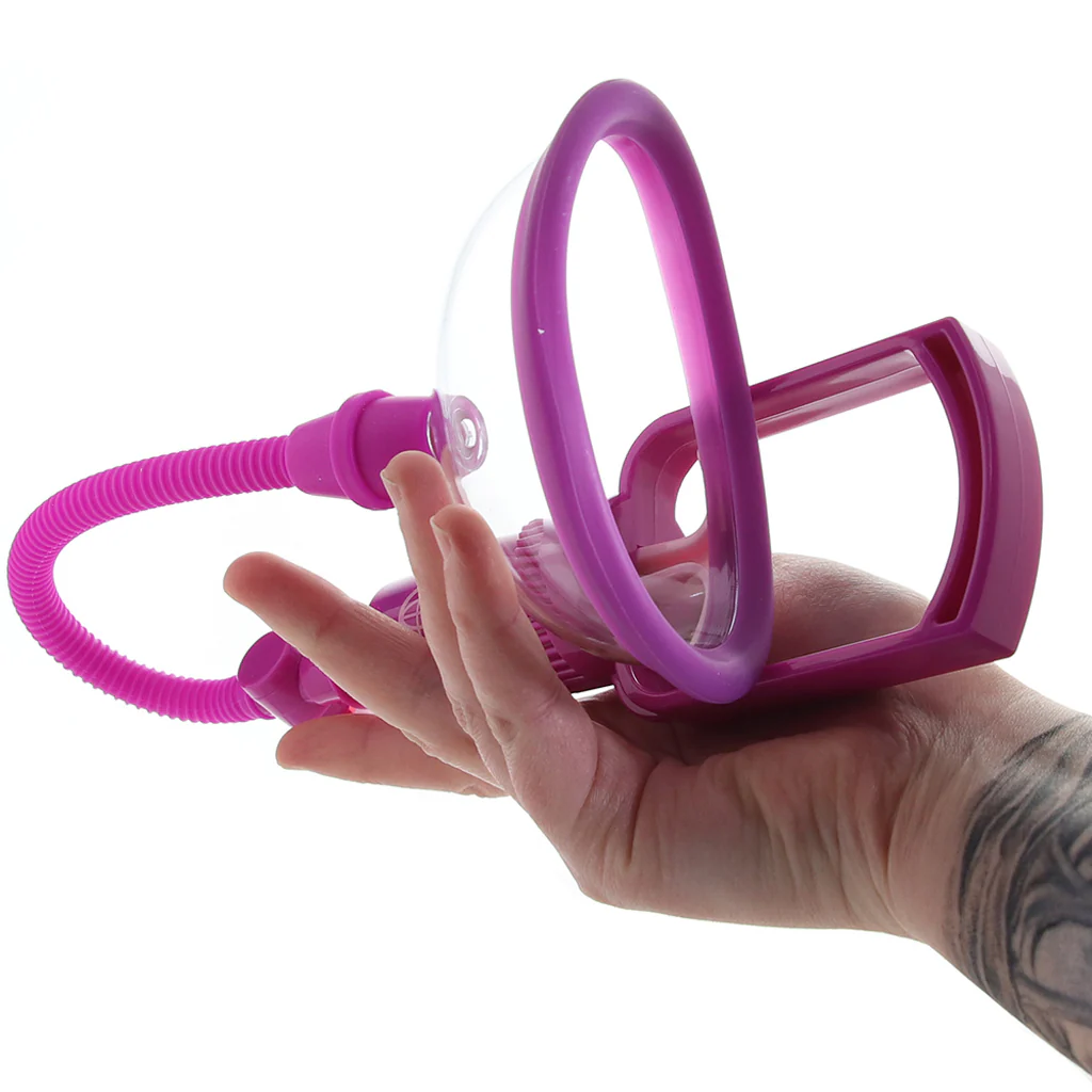 The ergonomic trigger handle is easily operated with one hand.