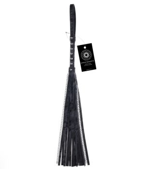 Le fouet à chaîne Velvet Noir est un accessoire BDSM pour adultes au style raffiné.